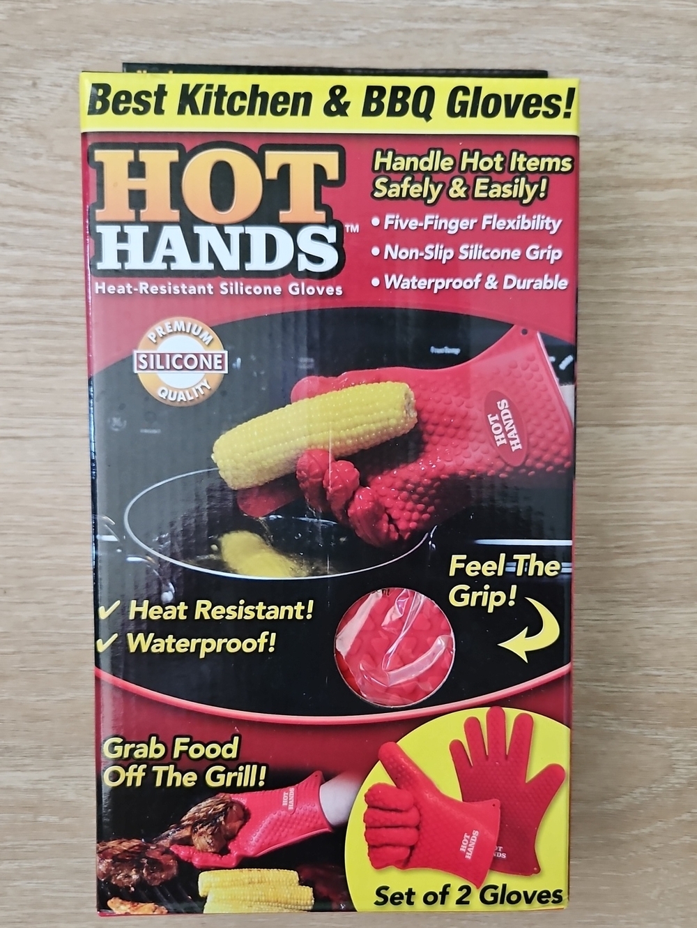 Hot Hands Heat-Resistant Silicone BBQ / Kitchen Gloves Red - SET of 2
